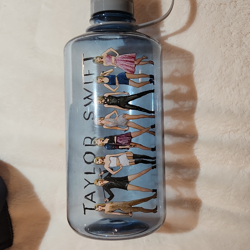 Taylor swift water bottle